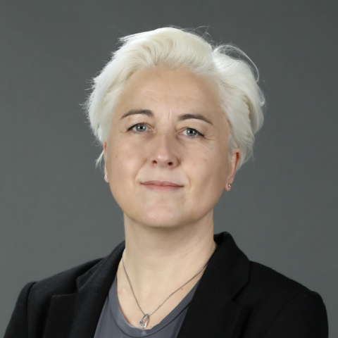 Profile picture for user ayetn